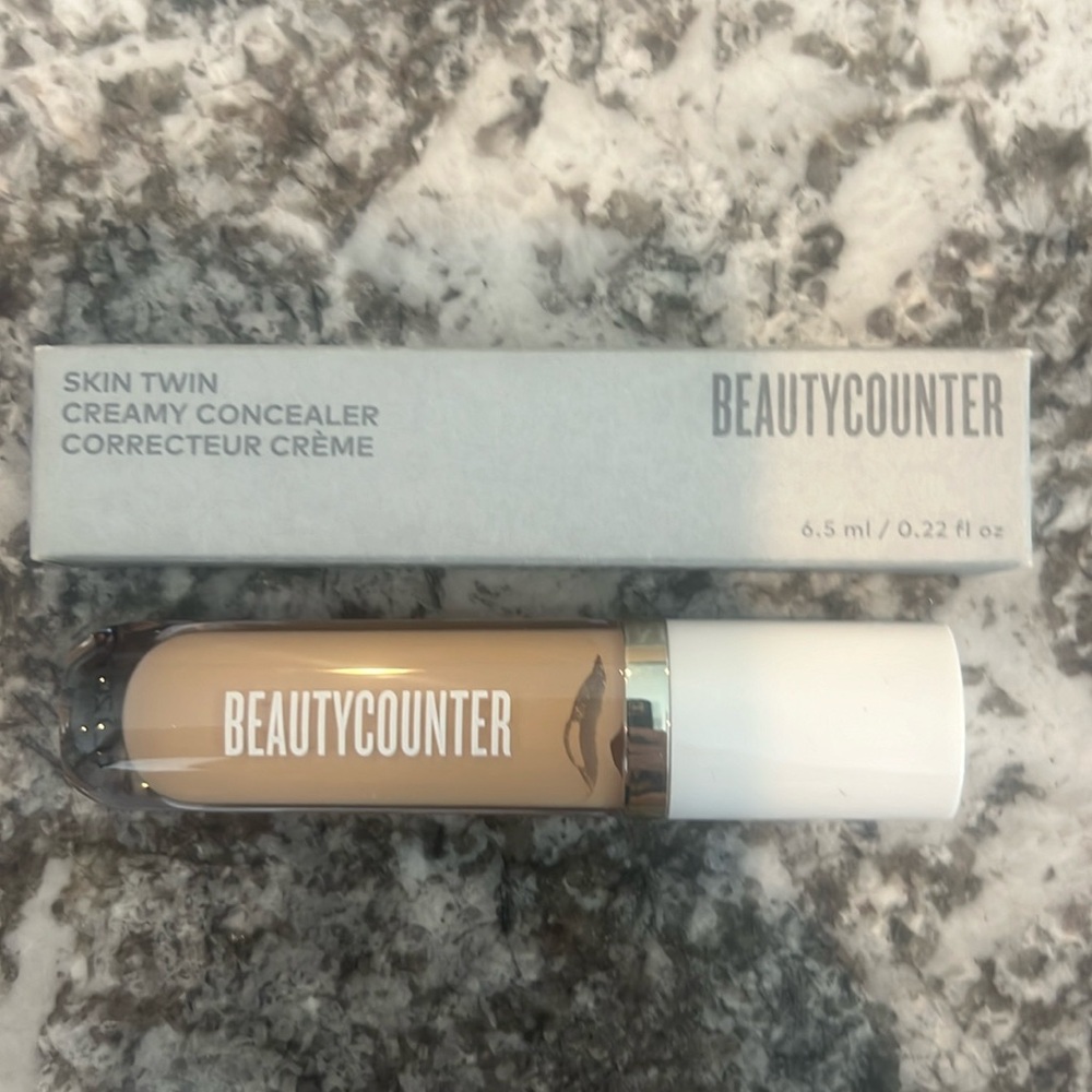 Beautycounter creamy concealer